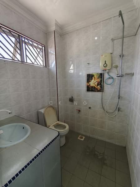 2.5-storey Terraced House for Sale in Taman Cheras Jaya (Cheras) - CK Ng - Bathroom - PropertyGuru.com.my