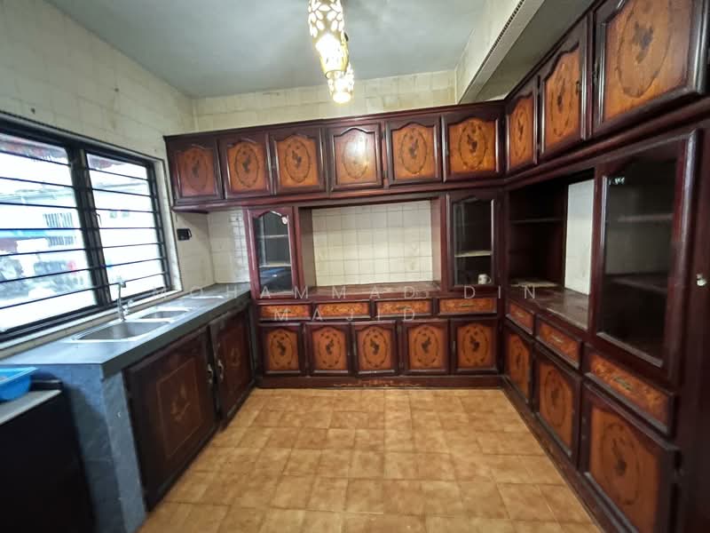 Seksyen 17 untuk Untuk Dijual - RM 490,000, Mac 2026 - PropertyGuru.com.my