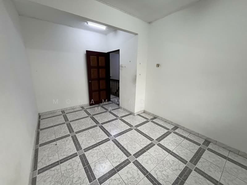 Seksyen 17 untuk Untuk Dijual - RM 490,000, Mac 2026 - PropertyGuru.com.my