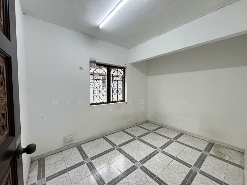 Seksyen 17 untuk Untuk Dijual - RM 490,000, Mac 2026 - PropertyGuru.com.my