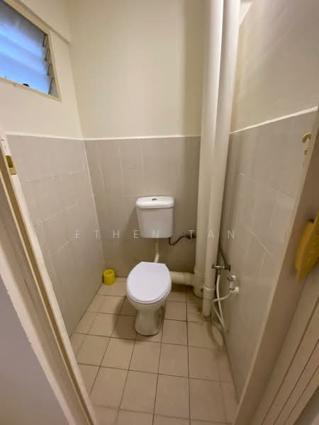 Flat for Sale at Desa Putra - Ethen Tan - Bathroom - PropertyGuru.com.my