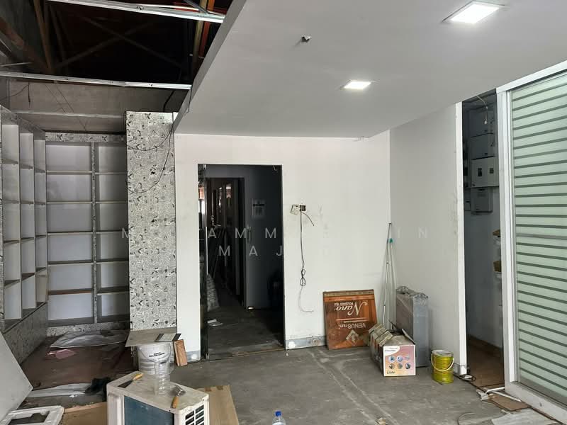 Shop / Office for Sale in Seksyen 13 (Shah Alam) - Mohammad Din Majid - PropertyGuru.com.my