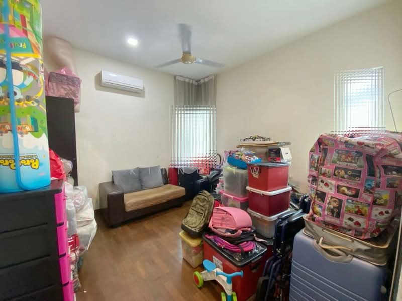 Semi-Detached House for Sale in One Sierra (Selayang) - Kiing TW - Living Room - PropertyGuru.com.my
