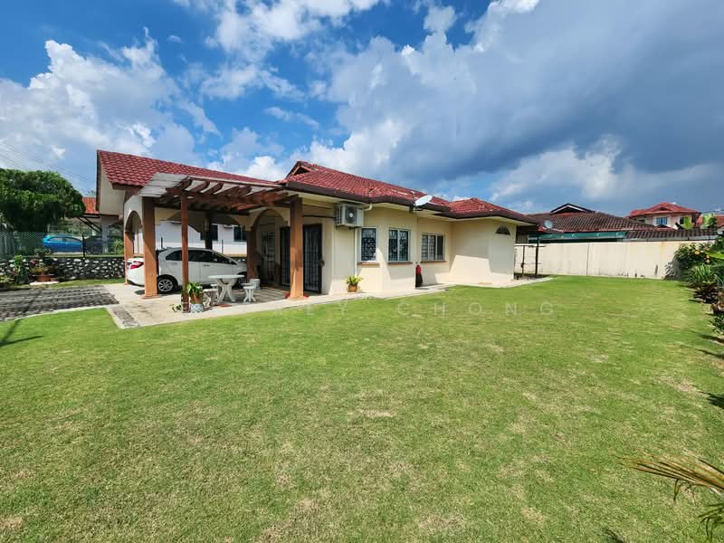 Bungalow for Sale in Rasah Kemayan (Seremban) - Jeffrey Chong - Exterior - PropertyGuru.com.my