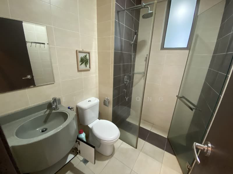 Shaftsbury Residence untuk Untuk Disewa - RM 2,000 /bulan, Mac 2026 - Bathroom - PropertyGuru.com.my