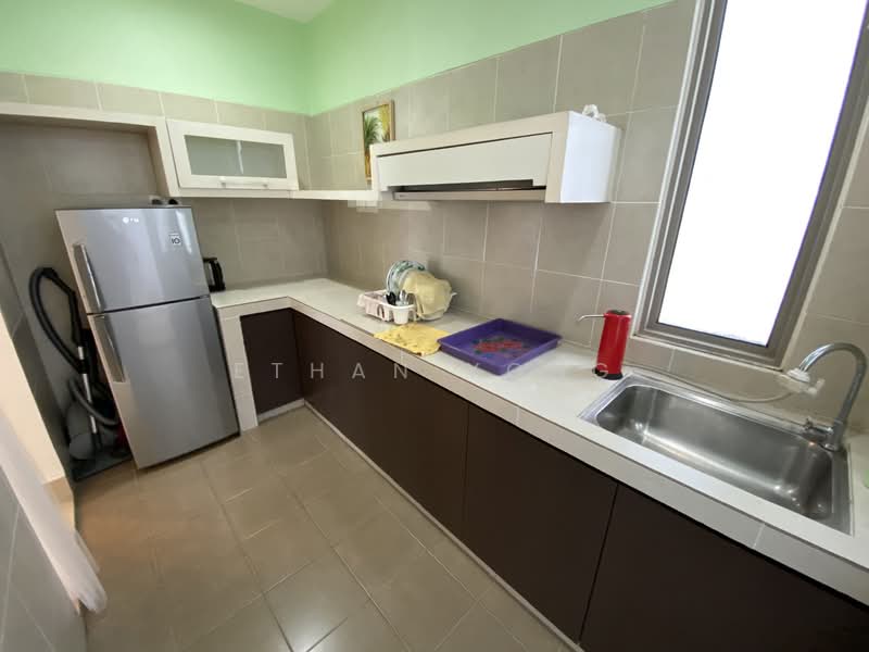 Shaftsbury Residence untuk Untuk Disewa - RM 2,000 /bulan, Mac 2026 - Kitchen - PropertyGuru.com.my