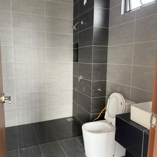 2-storey Terraced House for Rent in Taman Dato Onn (Johor Bahru) - Maggie Lee - Bathroom - PropertyGuru.com.my