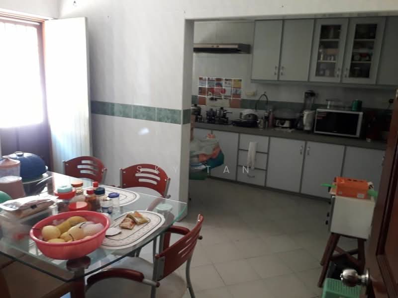 Semi-Detached House for Rent in Taman Serene (Johor Bahru) - Sky Tan - Kitchen - PropertyGuru.com.my