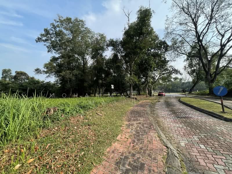 Residential Land for Sale in Bukit Jelutong (Shah Alam) - Mohammad Din Majid - PropertyGuru.com.my