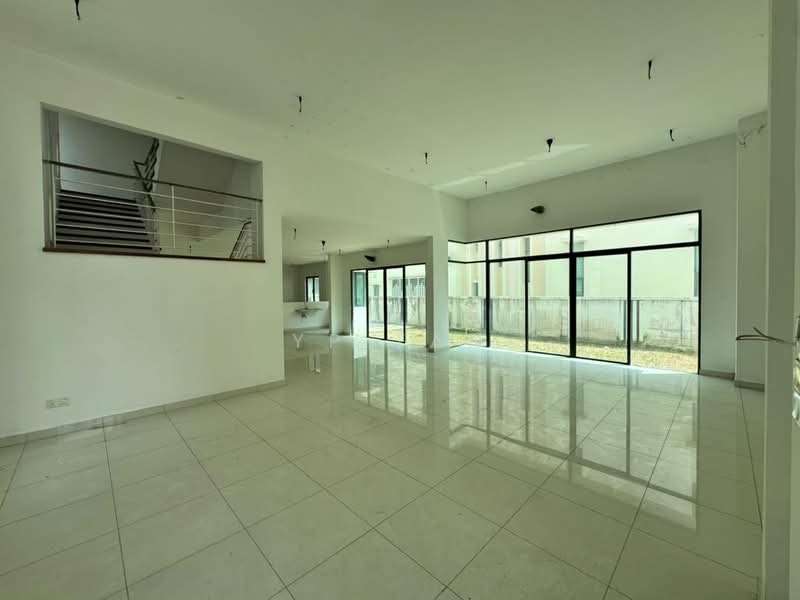 Rumah Banglo untuk Dijual di Alam Damai (Cheras) - YP Tan - Living Room - PropertyGuru.com.my