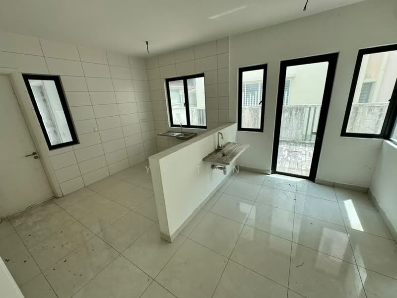Rumah Banglo untuk Dijual di Alam Damai (Cheras) - YP Tan - Kitchen - PropertyGuru.com.my