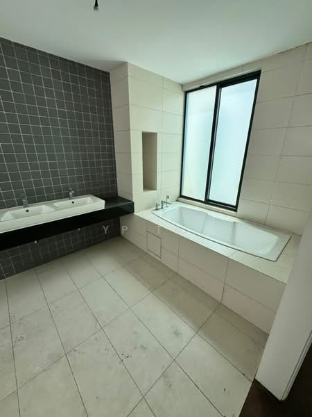 Rumah Banglo untuk Dijual di Alam Damai (Cheras) - YP Tan - Bathroom - PropertyGuru.com.my