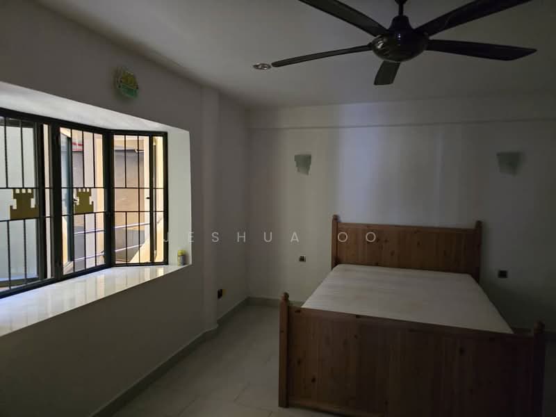 4.5-storey Terraced House for Sale in Bukit Antarabangsa (Ulu Kelang) - Jeshua Oo - Bedroom - PropertyGuru.com.my