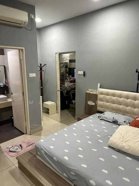 M Condominium @ Larkin untuk Untuk Disewa - RM 2,500 /bulan, Mac 2026 - Bedroom - PropertyGuru.com.my
