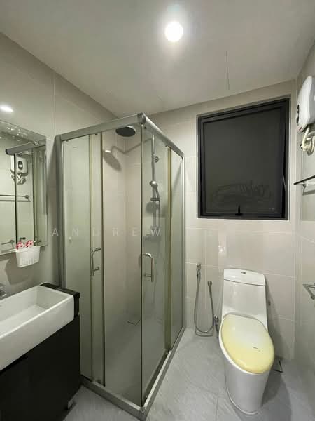 Kings Bay @ Country Garden Danga Bay untuk Untuk Disewa - RM 2,300 /bulan, Mac 2026 - Bathroom - PropertyGuru.com.my