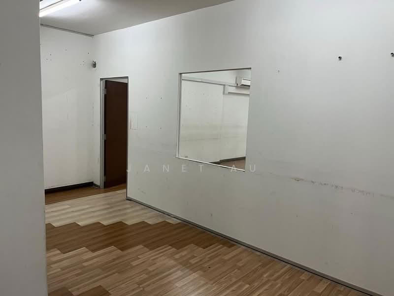 Shop / Office for Rent in Seri Kembangan (Selangor) - Janet Au - Interior - PropertyGuru.com.my