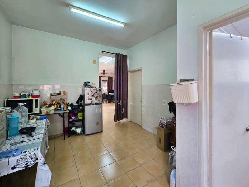 2-storey Terraced House for Sale in Shah Alam (Selangor) - Mohammad Din Majid - PropertyGuru.com.my