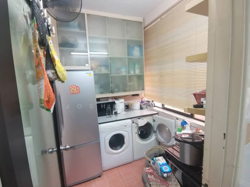 Townhouse for Sale in Bandar Sri Damansara (Selangor) - Josh Chong - Kitchen - PropertyGuru.com.my