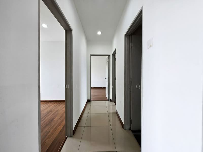 Condominium for Sale at Seri Puteri - Zul Syafiq - Corridor - PropertyGuru.com.my