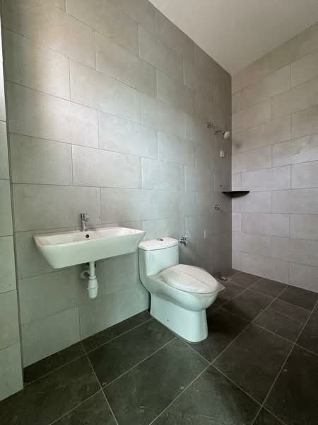 Terraced House for Sale in Melaka City (Melaka) - Khin Fai . - Bathroom - PropertyGuru.com.my