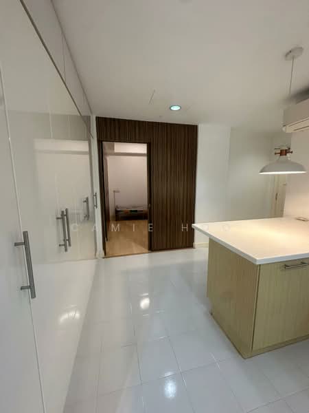 Service Residence for Sale at 3 Kia Peng - Camie Hoo - Kitchen - PropertyGuru.com.my