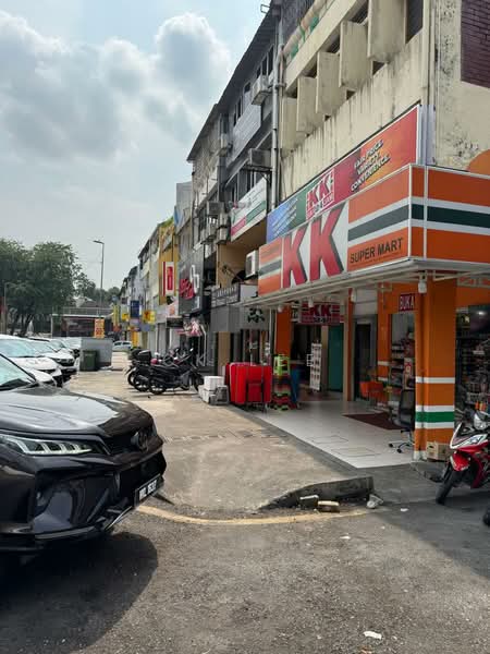 Shop / Office for Sale in Taman United (Jalan Klang Lama (Old Klang Road)) - CK Lee - Exterior - PropertyGuru.com.my