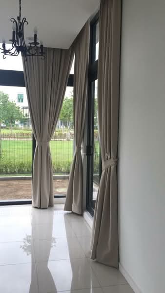 Rumah Teres untuk Dijual di Taman Tasik Damai (Sungai Besi) - YP Tan - Living Room - PropertyGuru.com.my