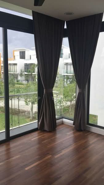Rumah Teres untuk Dijual di Taman Tasik Damai (Sungai Besi) - YP Tan - Balcony - PropertyGuru.com.my