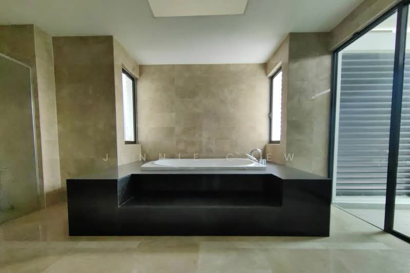 Terraced House for Sale in Duta Villa (Setia Alam) - Jennie Chew - Bathroom - PropertyGuru.com.my