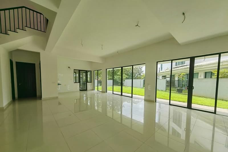 Terraced House for Sale in Duta Villa (Setia Alam) - Jennie Chew - Living Room - PropertyGuru.com.my
