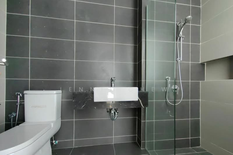 Terraced House for Sale in Duta Villa (Setia Alam) - Jennie Chew - Bathroom - PropertyGuru.com.my