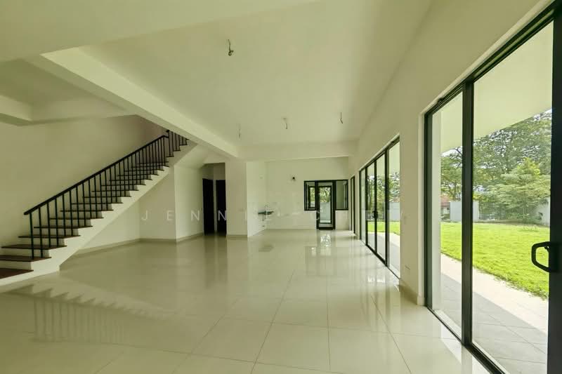 Terraced House for Sale in Duta Villa (Setia Alam) - Jennie Chew - Living Room - PropertyGuru.com.my
