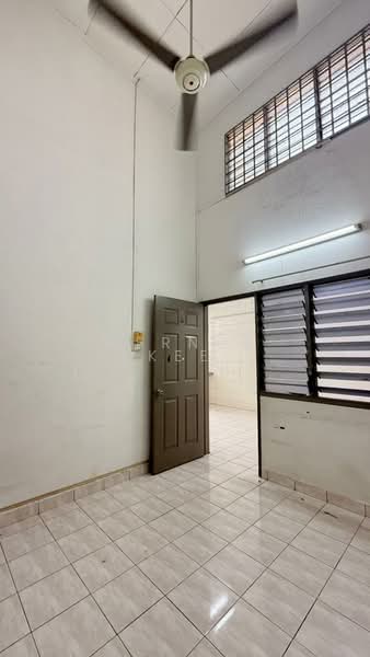 Jalan Permas 16 untuk Untuk Dijual - RM 548,000, Mac 2026 - Interior - PropertyGuru.com.my