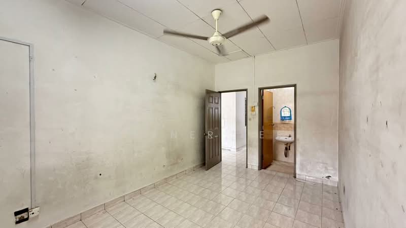 Jalan Permas 16 untuk Untuk Dijual - RM 548,000, Mac 2026 - Interior - PropertyGuru.com.my