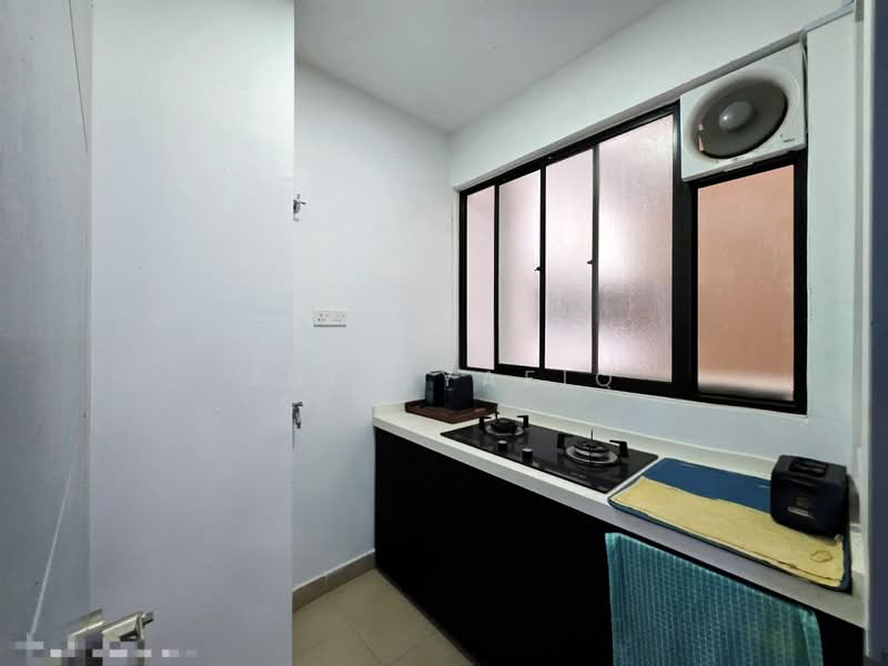 Service Residence for Sale at Ten Kinrara - Zul Syafiq - Kitchen - PropertyGuru.com.my