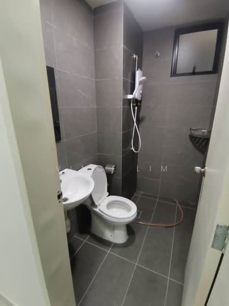 Service Residence for Rent at Majestic Maxim - Vince Lim - Bathroom - PropertyGuru.com.my