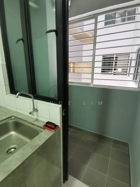 Service Residence for Rent at Majestic Maxim - Vince Lim - Balcony - PropertyGuru.com.my