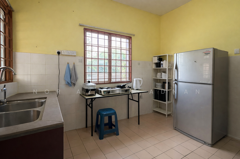 Double Storey Terrace Endlot Bangi Perdana Seksyen 3 Bangi untuk Untuk Dijual - RM 600,000, Mac 2026 - Kitchen - PropertyGuru.com.my