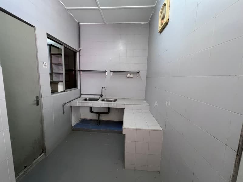 SL7 untuk Untuk Dijual - RM 550,000, Mac 2026 - Kitchen - PropertyGuru.com.my