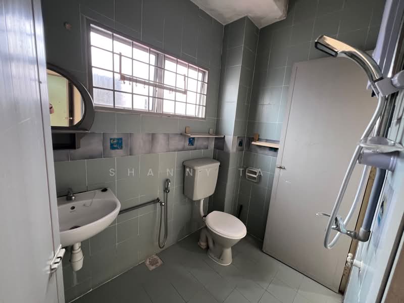 SL7 untuk Untuk Dijual - RM 550,000, Mac 2026 - Bathroom - PropertyGuru.com.my