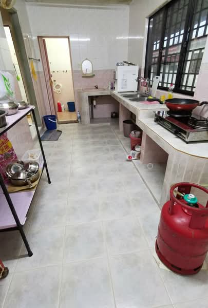 Apartment for Sale at The Pines Residence - Kevin Ho - Kitchen - PropertyGuru.com.my