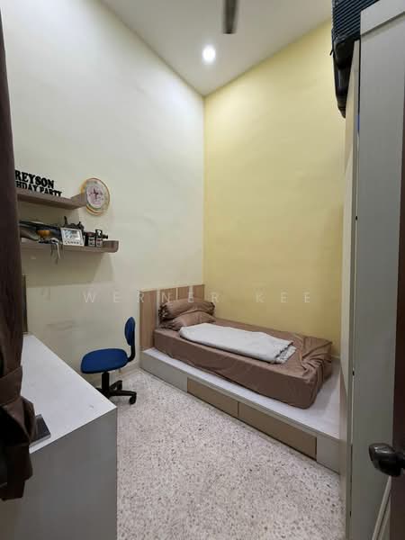 Jalan Permas 6 untuk Untuk Dijual - RM 660,000, Mac 2026 - Bedroom - PropertyGuru.com.my