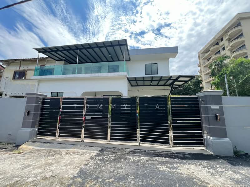 Kampung Mahmoodiah Kampungs Mahmoodiahs untuk Untuk Dijual - RM 1,280,000, Mac 2026 - Exterior - PropertyGuru.com.my