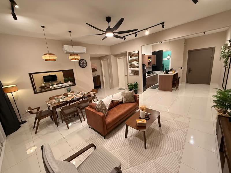 Ferringhi Residence 2 untuk Untuk Disewa - RM 3,500 /bulan, Mac 2026 - Living Room - PropertyGuru.com.my