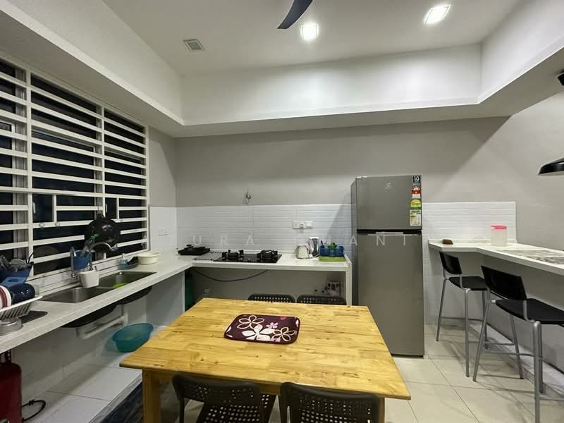 TAMAN PERDA INDAH untuk Untuk Dijual - RM 395,000, Mac 2026 - Kitchen - PropertyGuru.com.my