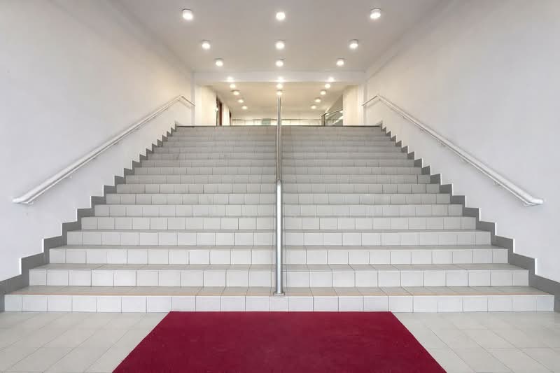 Office for Rent in BANDAR PUCHONG JAYA (Puchong) - Jess Seah - Entrance - PropertyGuru.com.my