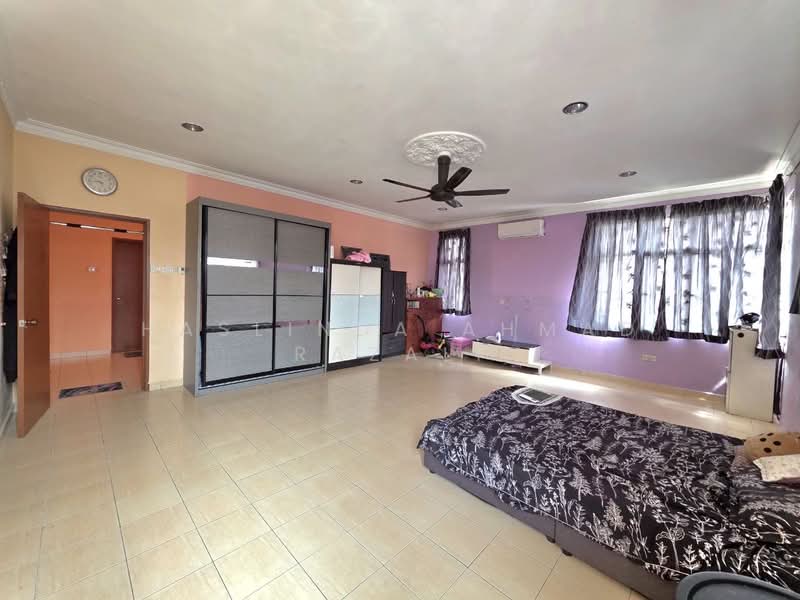 Taman Kajang Impian untuk Untuk Dijual - RM 998,000, Mac 2026 - Bedroom - PropertyGuru.com.my
