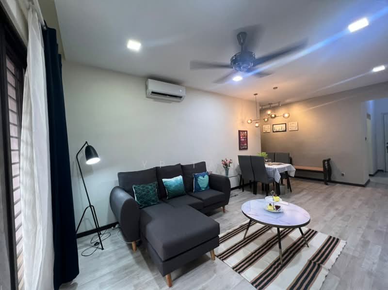 Kondominium untuk Dijual di Casa Kiara - YP Tan - Living Room - PropertyGuru.com.my