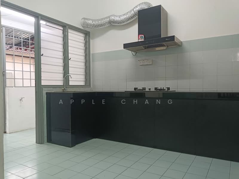 Subang Jaya untuk Untuk Disewa - RM 2,150 /bulan, Mac 2026 - Kitchen - PropertyGuru.com.my