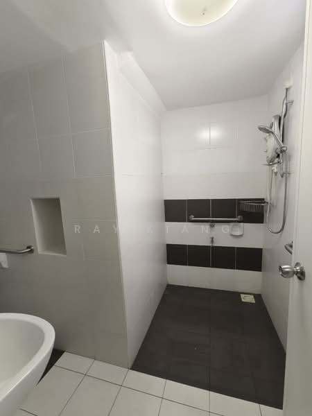 Setia Tropika untuk Untuk Dijual - RM 850,000, Mac 2026 - Bathroom - PropertyGuru.com.my